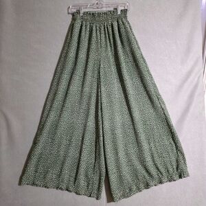 NEW IN Womens Dotted Smocked Waist Flowy Wide Leg Green Pants Size Large
